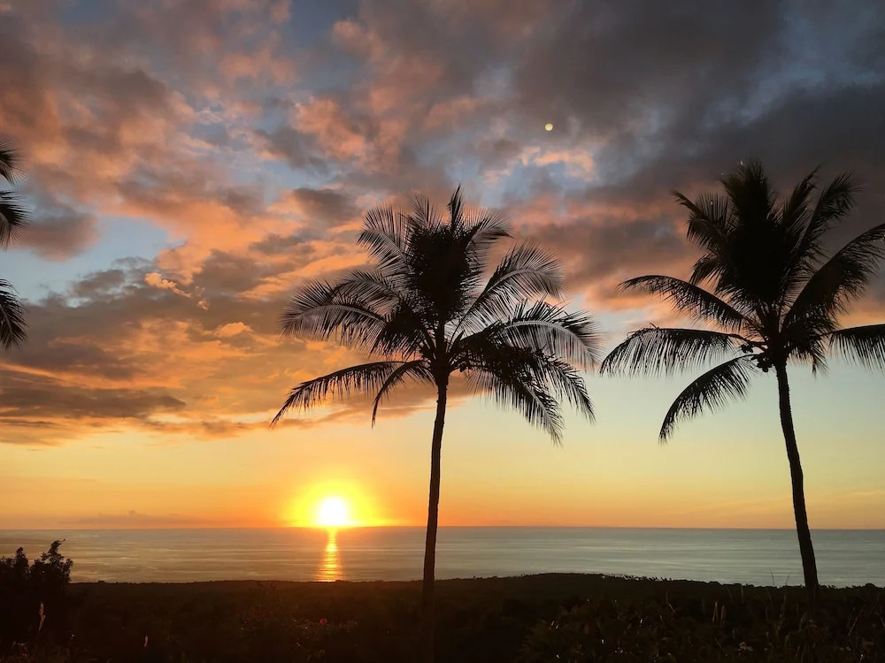 Kona Bayview Inn
