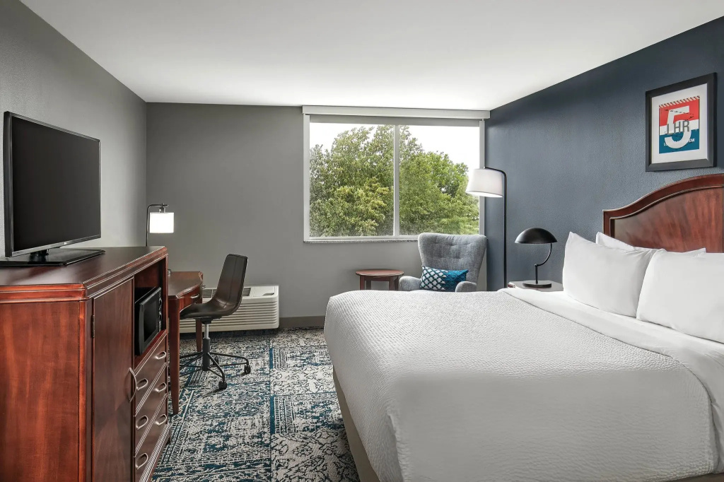 Four Points by Sheraton Kalamazoo
