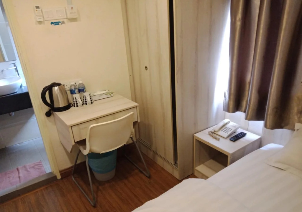 Hotel Zamburger Taman Segar