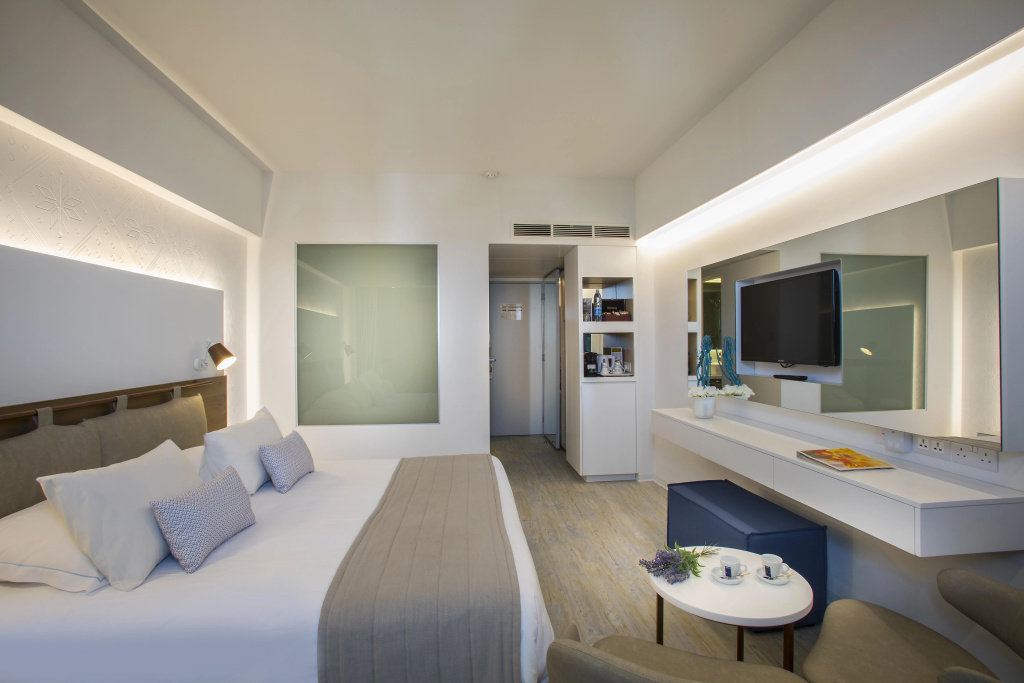 Lordos Beach Hotel & Spa