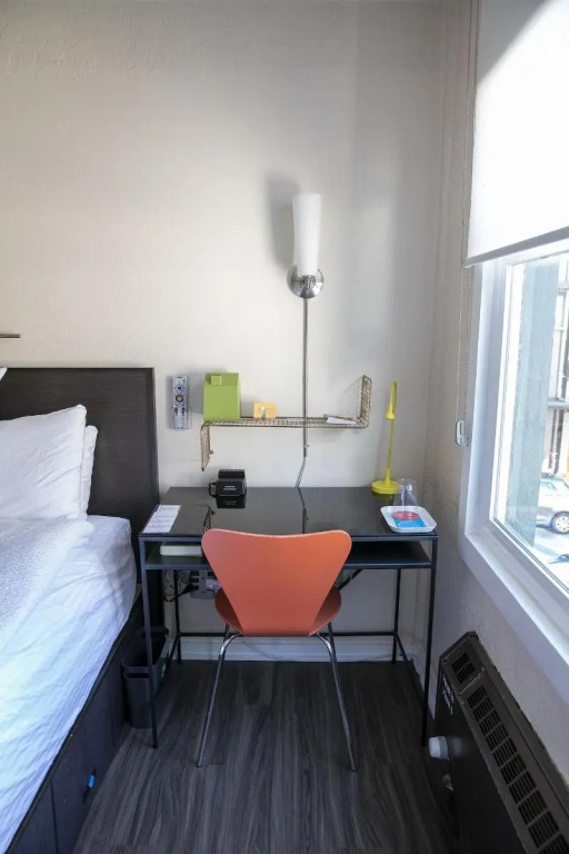 Silverbow Inn & Suites