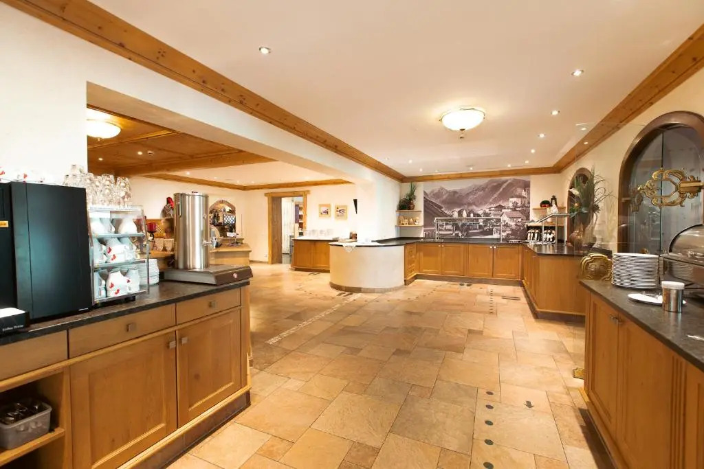 Hotel Tauernhof I Zell am See-Kaprun Sommerkarte inklusive