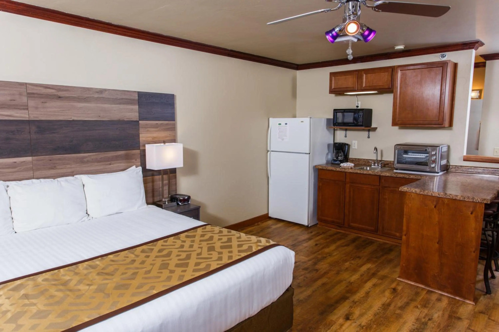 Hotel J Green Bay