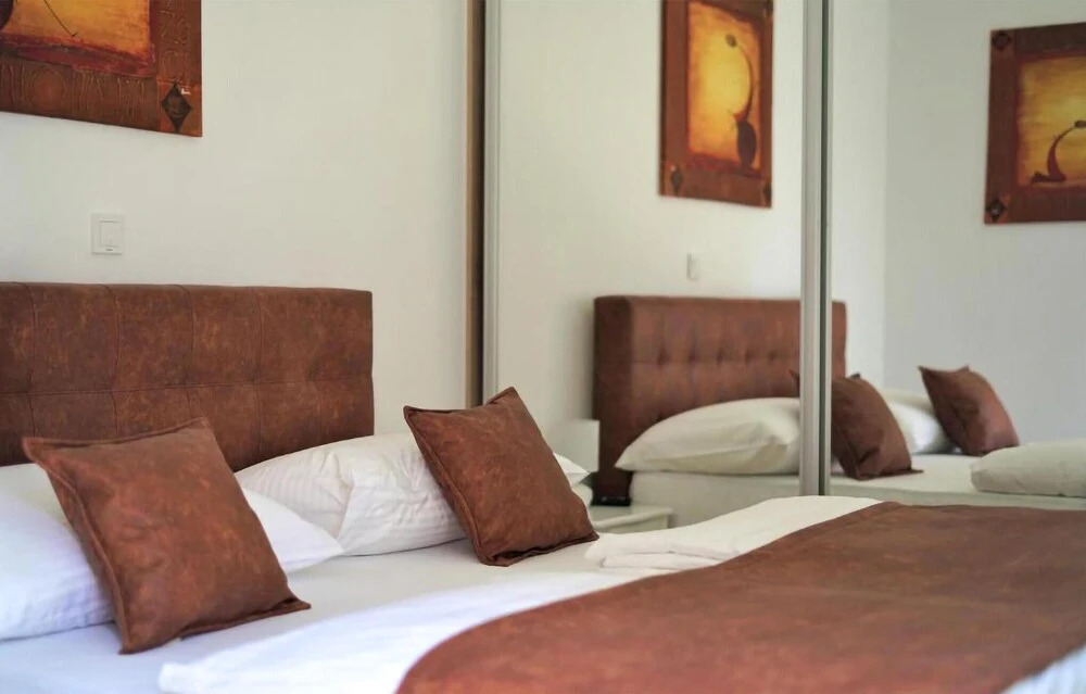 Nice Apartment in Sibenik With Wifi and 1 Bedrooms