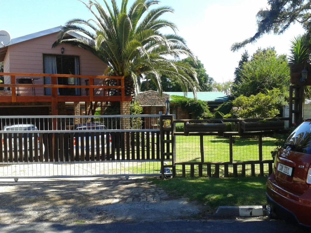 Little Lotta Cottage