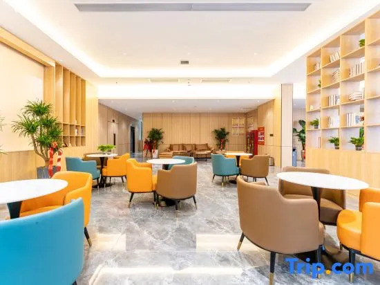 Joying Hotel