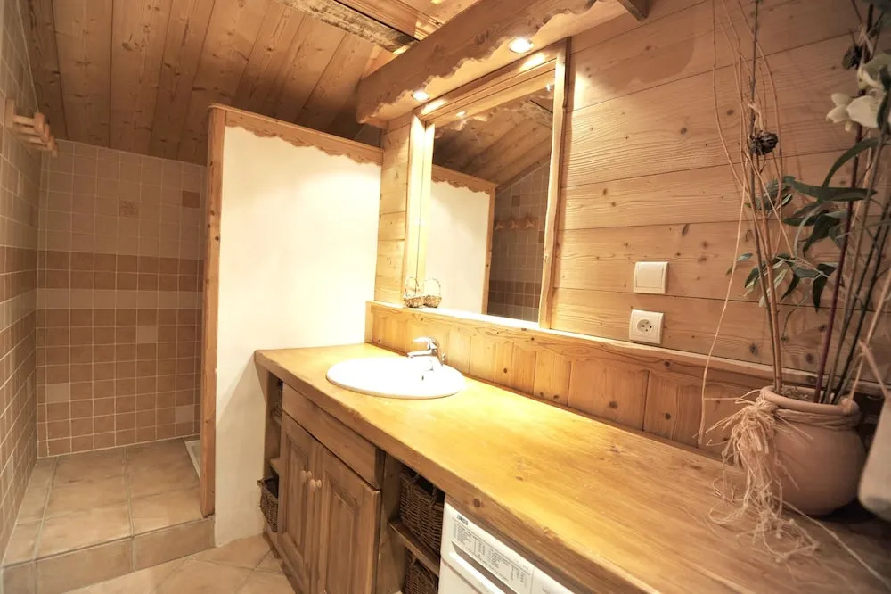 Apartment With 4 Bedrooms in Champagny-en-vanoise, With Wonderful Moun