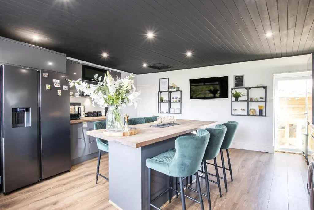 7 Argyle Terrace