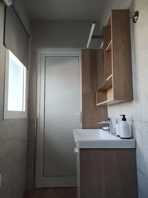 upon volos - modern renovated studio new in town