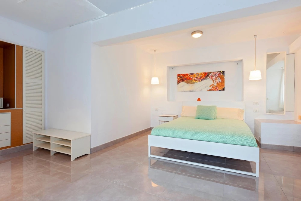 Villa Jessica Suites
