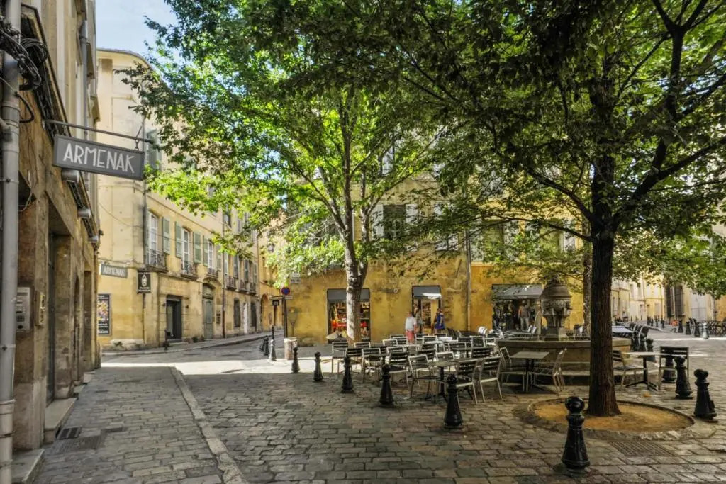 Cozy studio at the heart of Aix-en-Provence old city - Welkeys