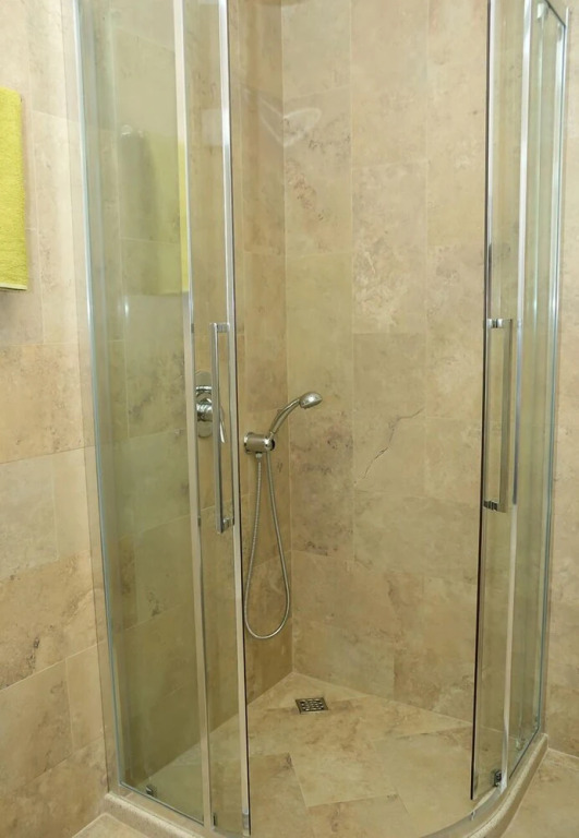 FM Luxury 2-BDR Apartment - Exclusive