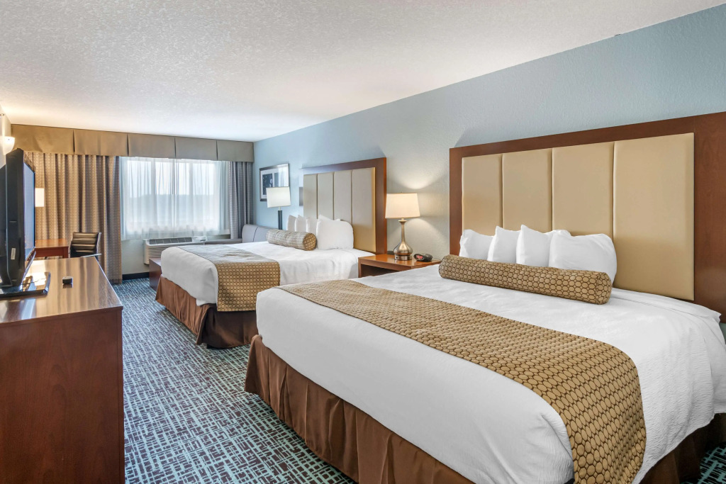 Best Western On the River