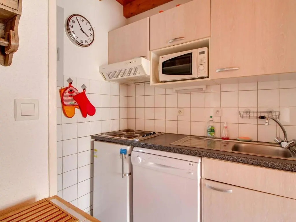 Appartement Esquièze-Sère, 4 pièces, 6 personnes - FR-1-402-90