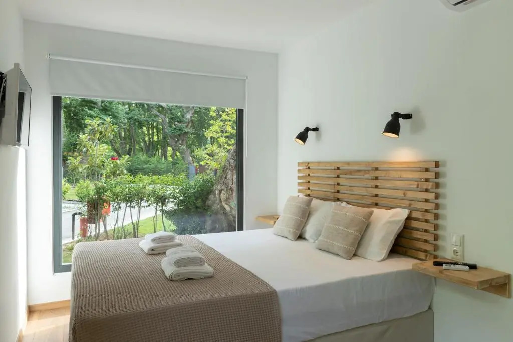Gkaras Campsite & Apartments