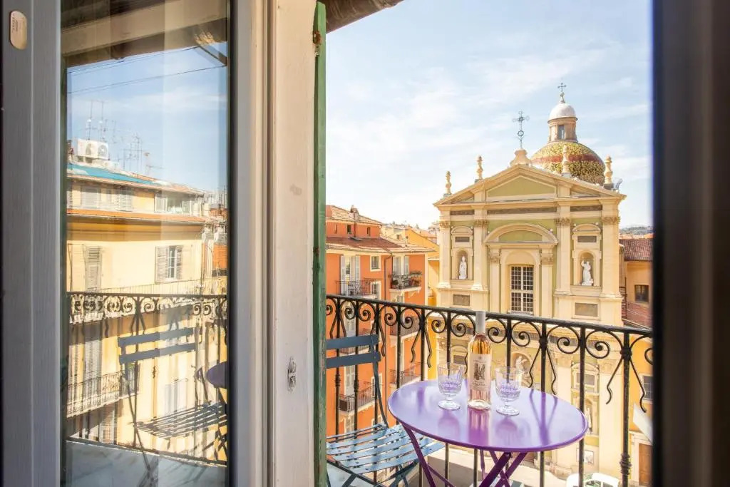 Ross 5- F2, Lumineux, Balcon, Loft, Clim, Vieux-Nice