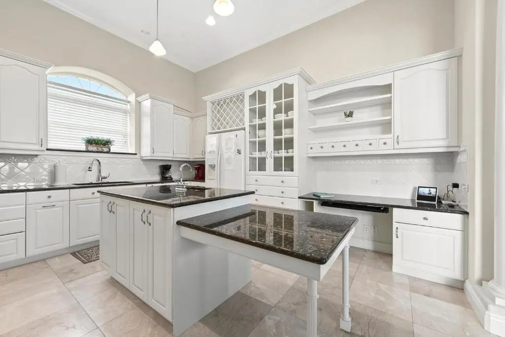 Beach Belle, 4 Bedrooms, Sleeps 10, Private Pool, Ocean Front, Elevator