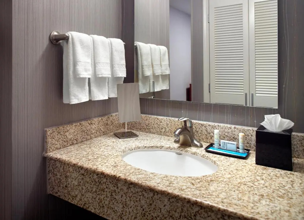 Courtyard by Marriott Fayetteville