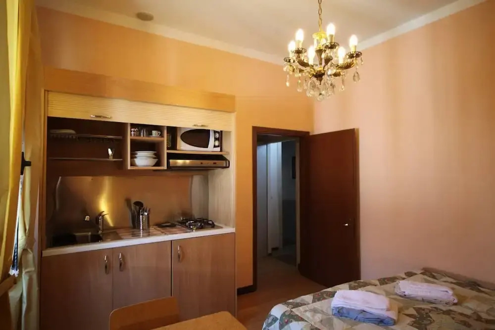 Room in Apartment - Studio Flat 15 Min From Milancenter