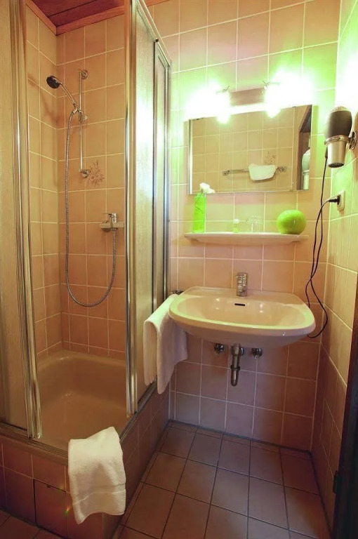 Hotel Olive Inn