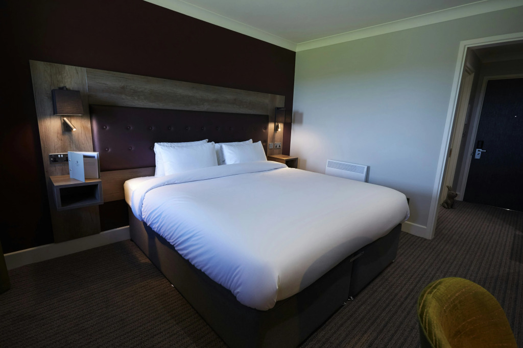 Wychwood Park Hotel and Golf Club