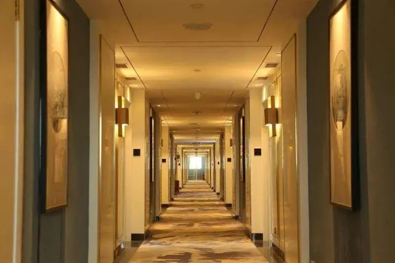 Clifford Hotel