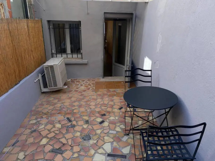 Superbe Appartement climatisé avec Patio