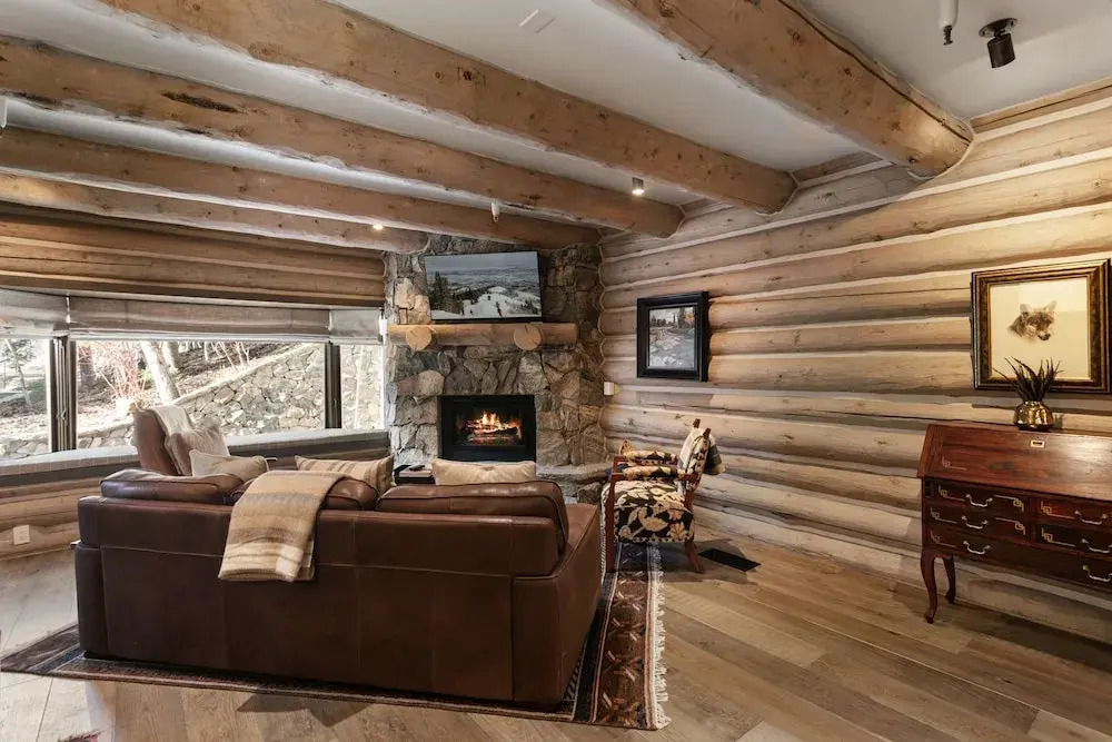 Pine Inn 9 - Two Bedroom with Spa Trail's End Lodge 2 Condo