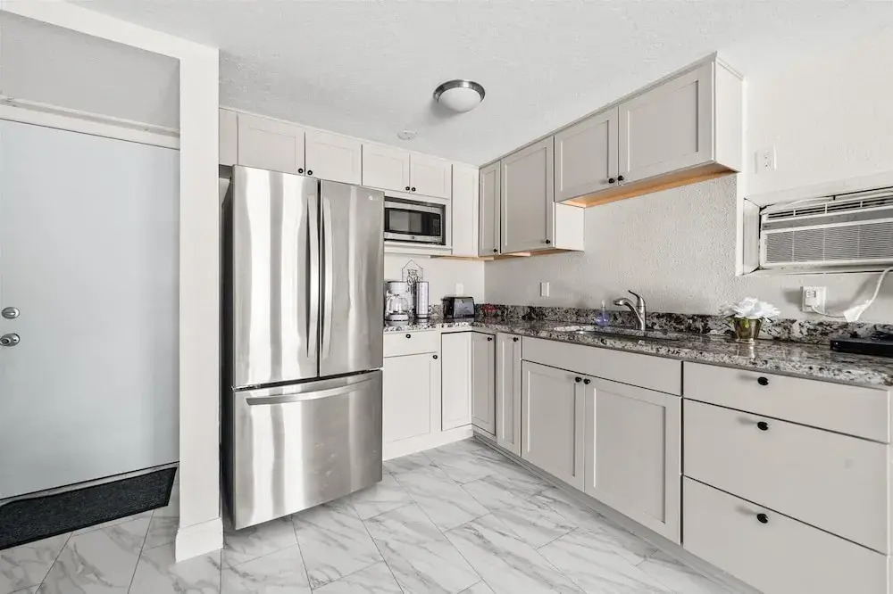 111 S Atlantic Ave