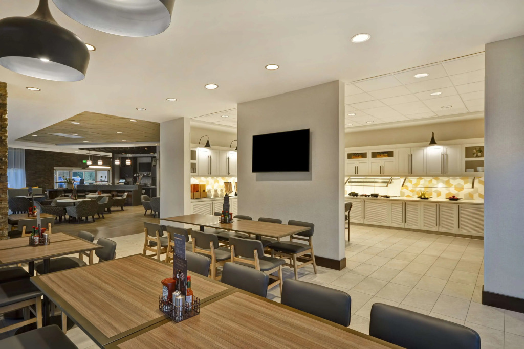 Hyatt Place Fresno