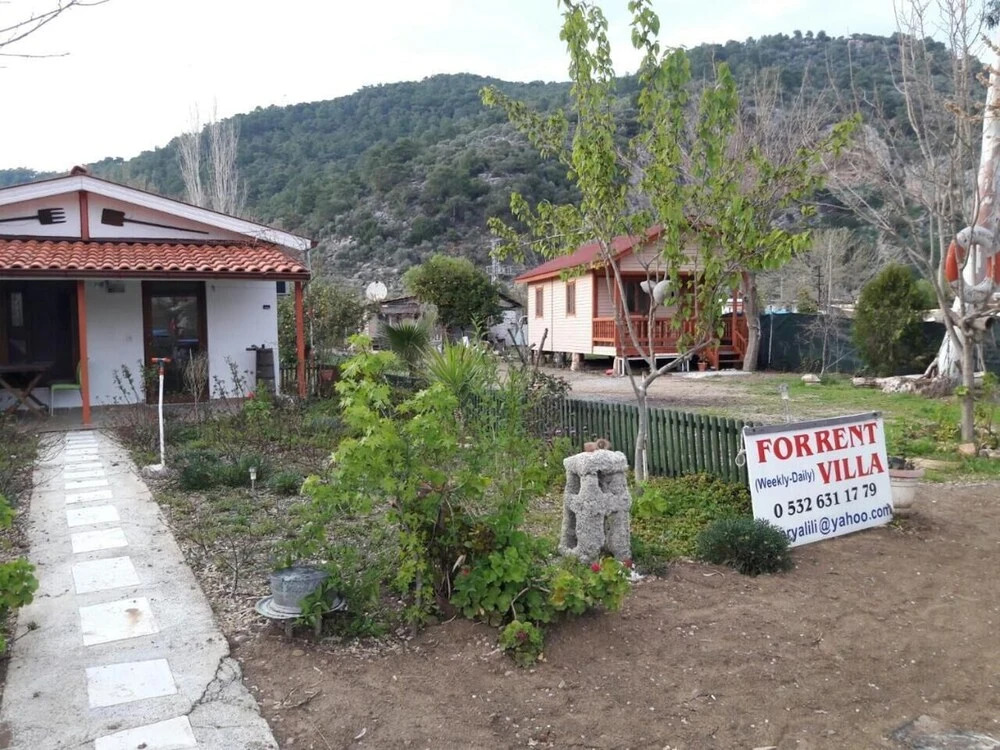 YALILI Wooden House
