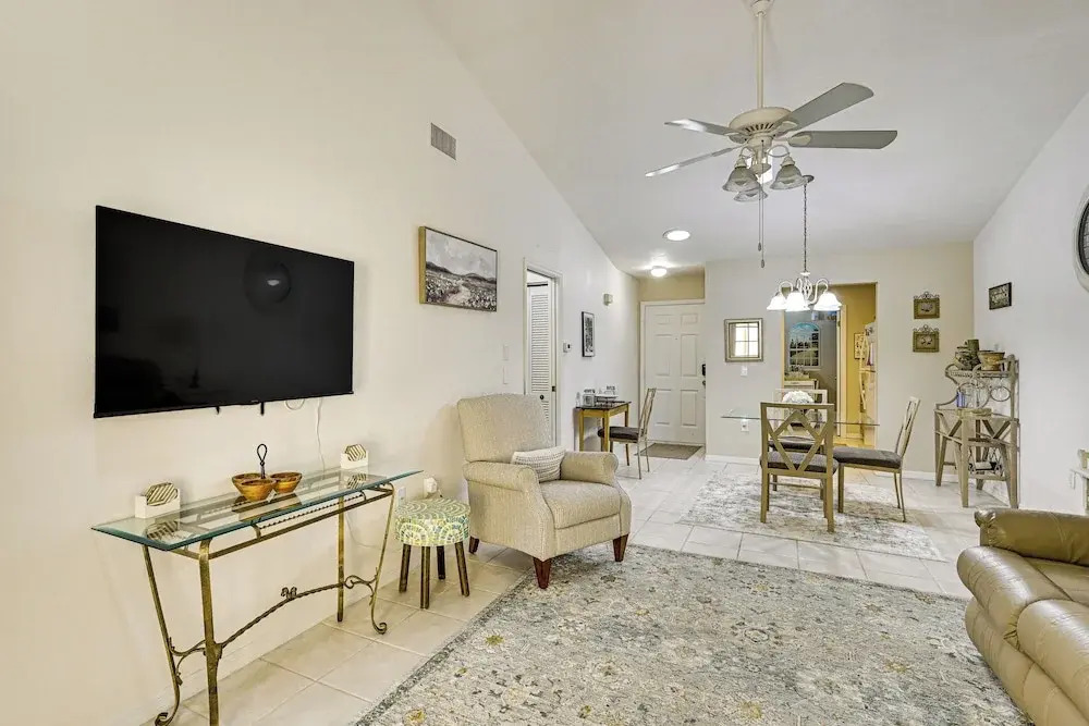 Walk to Citrus Hills Golf Club: Condo w/ Pool!