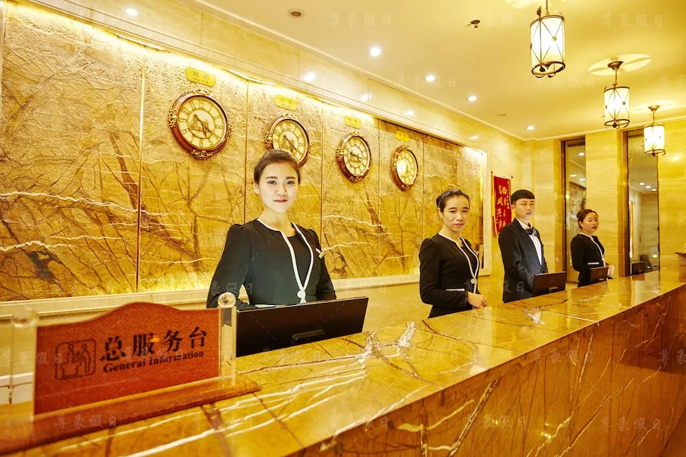 Dalian Zunhao Holiday Hotel