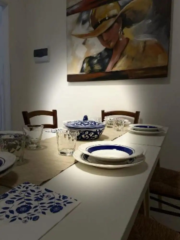 Apartment in Villa with Swimming Pool 20 Meters from the Sea