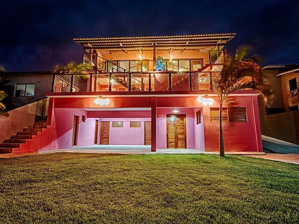 Castelo Pink Boutique Hotel
