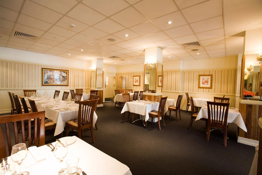 Redearth Boutique Hotel