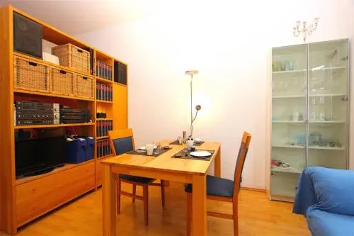 5907 Private Room
