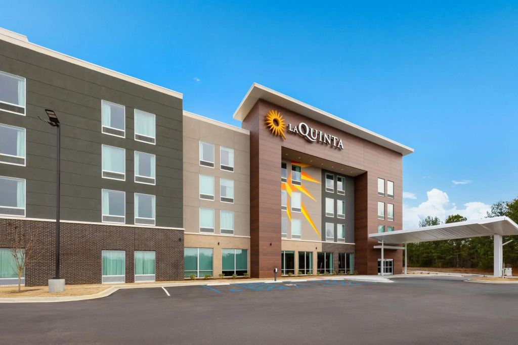 La Quinta Inn & Suites by Wyndham Athens I-65