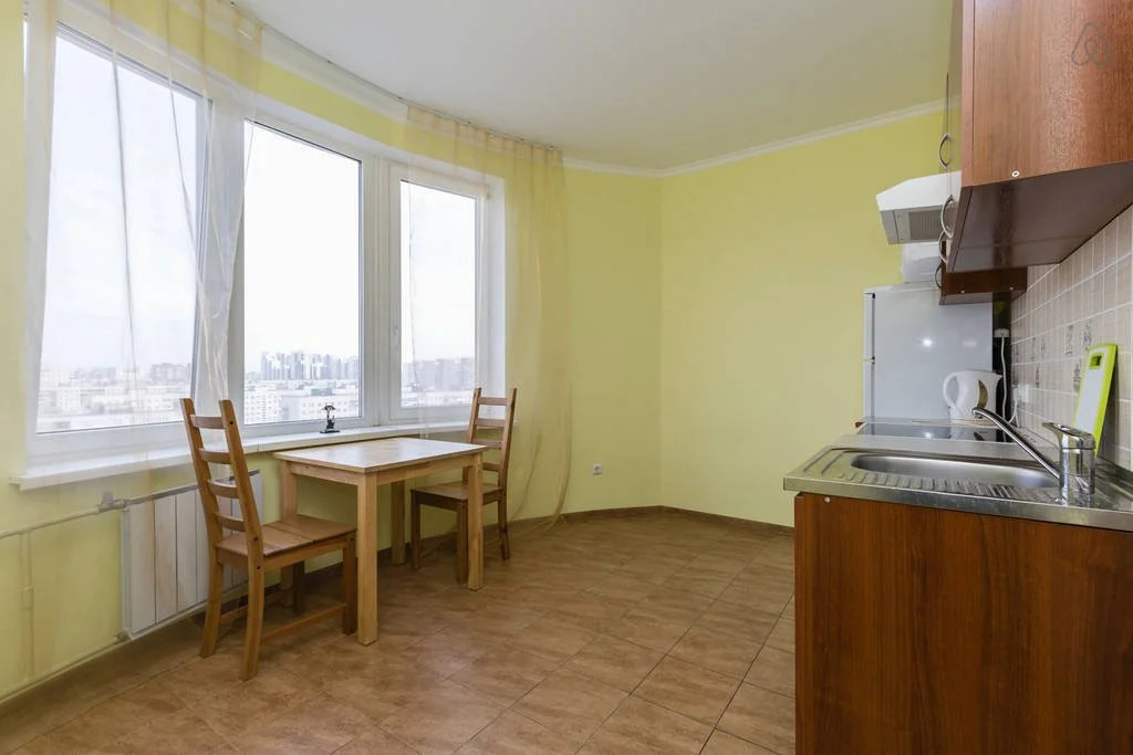 V Kupchino Apartments