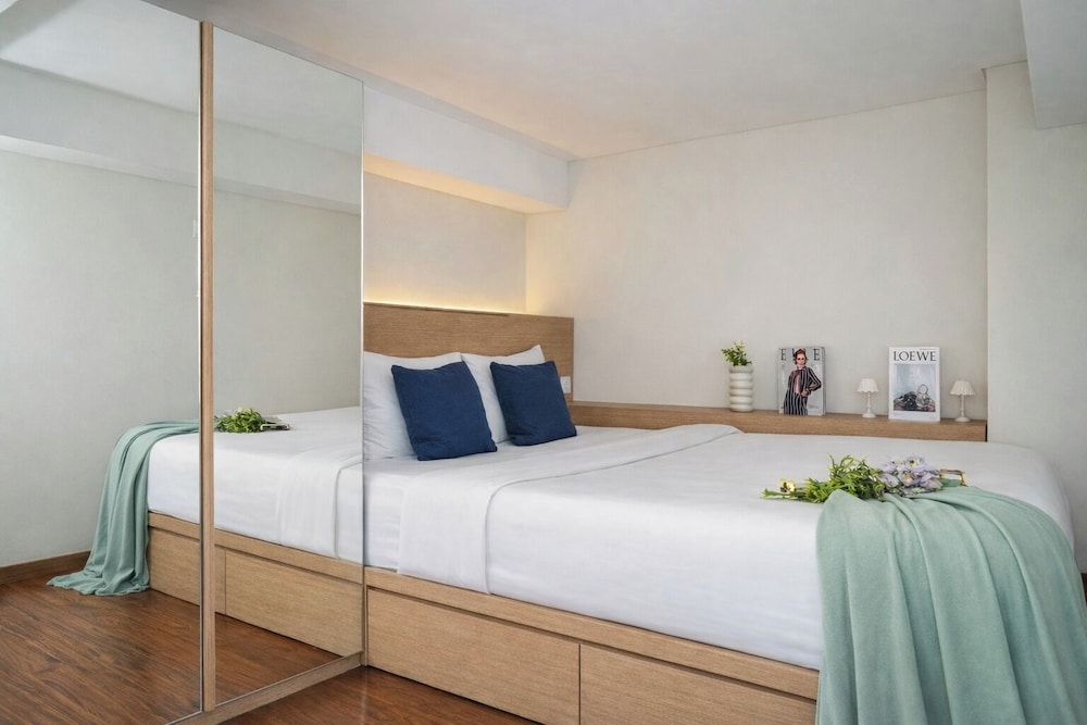 Homey Studio Loft Apartment At Apple 1 Condovilla
