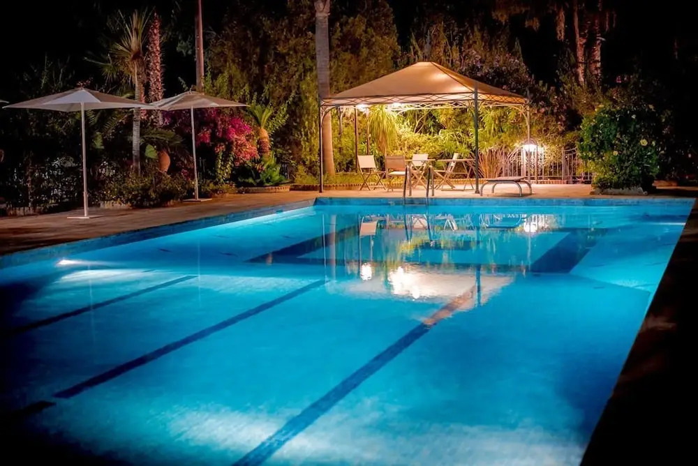 Villa Laura Resort