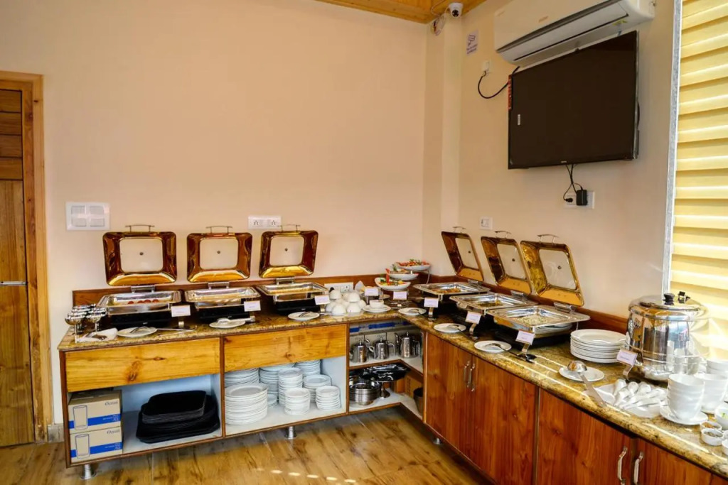 Clarks Inn Suites, Manali