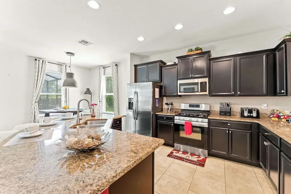 Solterra Bliss - Resort Stay for 13 w/ Pool, Hot Tub & Game Room