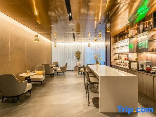 Yueke E-sports Homestay (Linyi Hedong Wuyue Square)