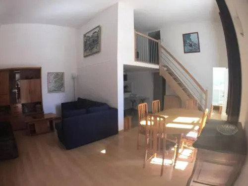 Appartement 4 Pieces 10 Pers. En Plein Centre De La Station 82072