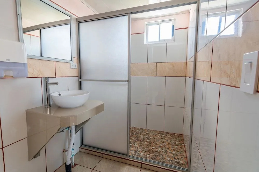 Hotel La Cascada - Hostel