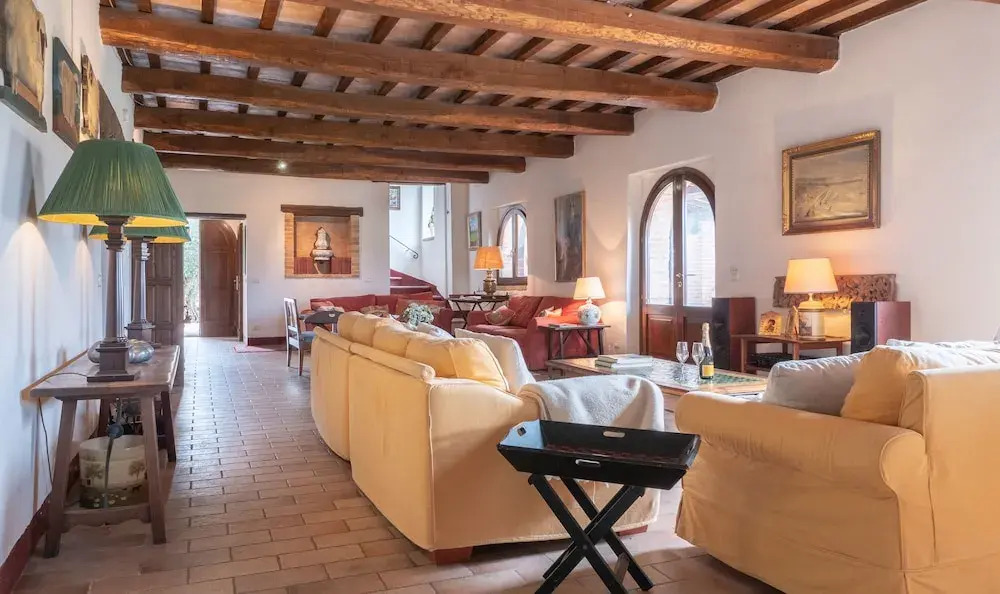 Countryside Villa With Pool