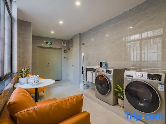 Meichen Hotel (Jiangmen 33 Xu Street Diwang Plaza)