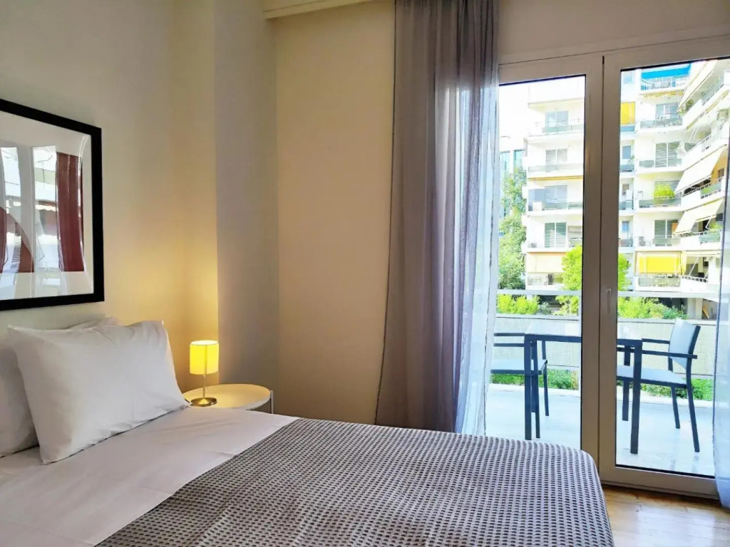 Etolou B5 - by Verde Apartments