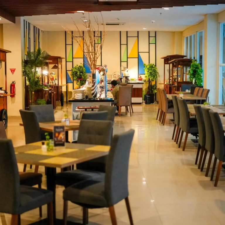 Patra Dumai Hotel
